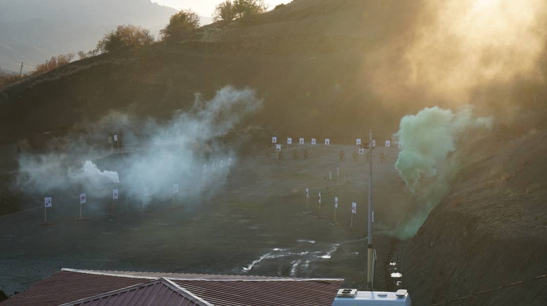 Şırnak Özel Harekat Polisinden Gerçek Mühimmatla Nefes Kesen Tatbikat 9